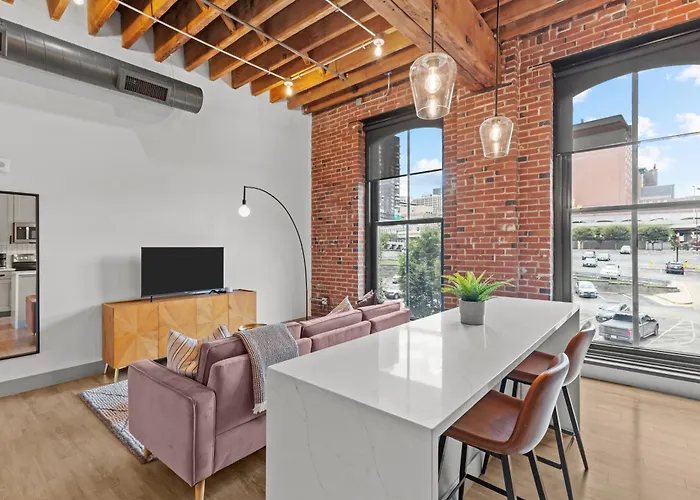 Brick & Bed Riverfront Lofts, G 202