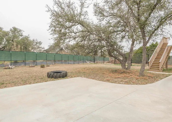 Scarlet Ridge Retreat - Near Wineries & Dt Austin