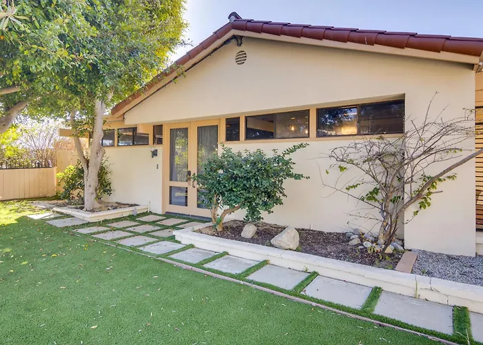 Stroll To Beach & Pepperdine: Airy Malibu Studio