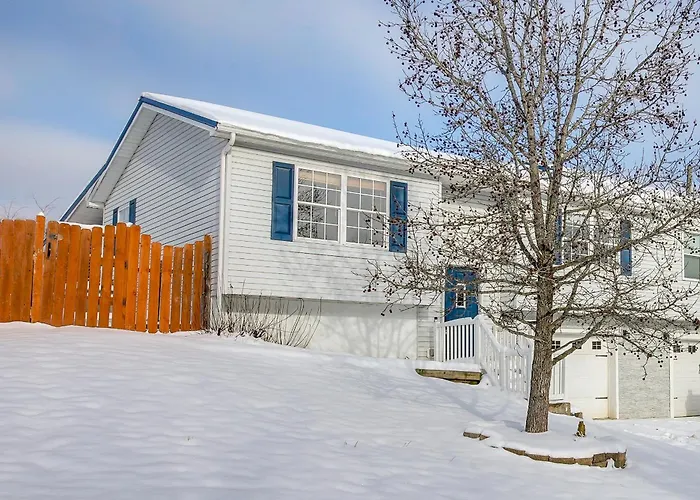 4 Mi To Lake Logan: Hocking Hills Apartment