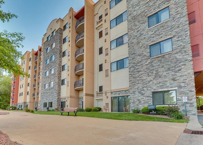Wisconsin Dells Resort Condo W/ Star Wars Decor!
