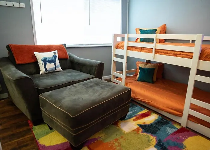 Perfect In Pilot Mtn-Unit 1 Walk To Downtown!