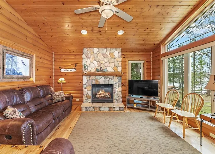 Cedaroma Home 10 Stunning Lake & Sunset Views