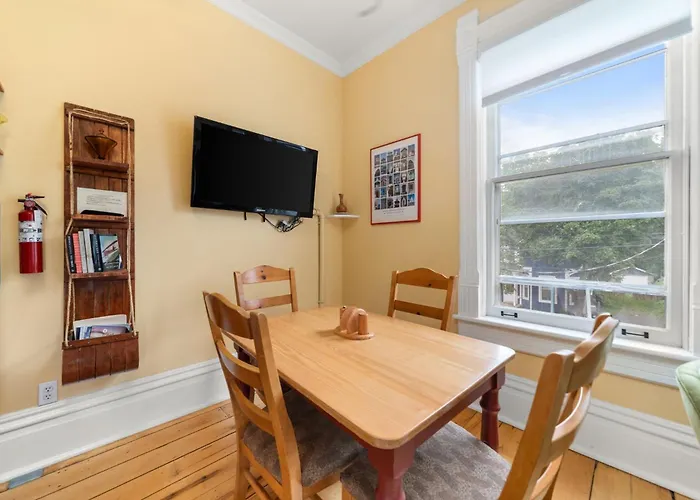 Loyalist Lofts
