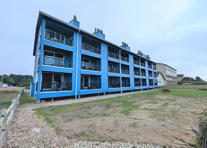 Aurora At Nautilus - Pet Friendly Oceanfront Condo