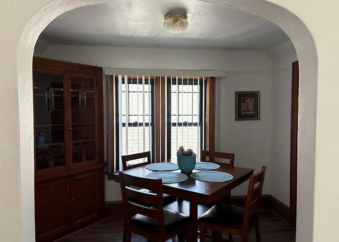 Nice 1 Bedroom Apt, Wifi & Office, Near State Fair