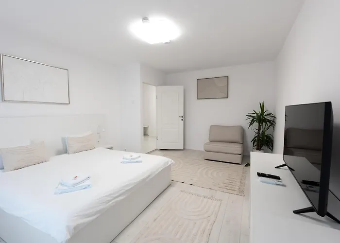 Lun Apartment