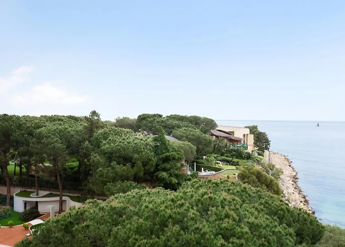 Le Méridien Beach Plaza