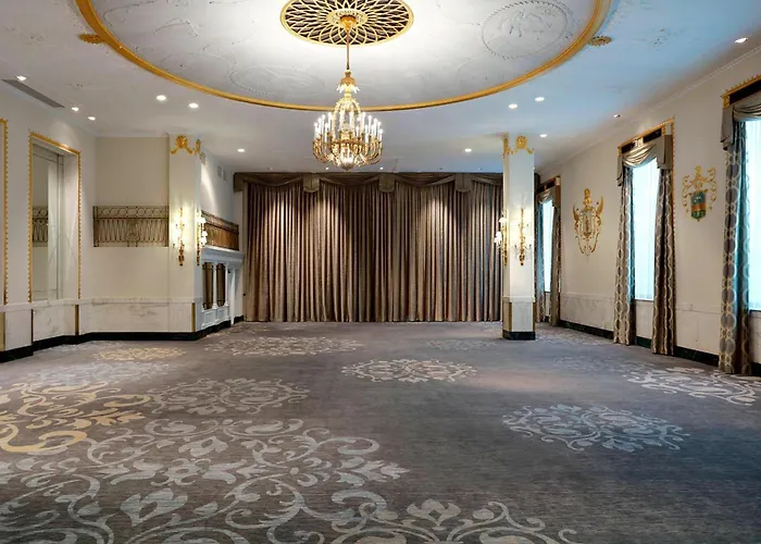 Boutique hotel only: The Mayflower Hotel, Autograph Collection