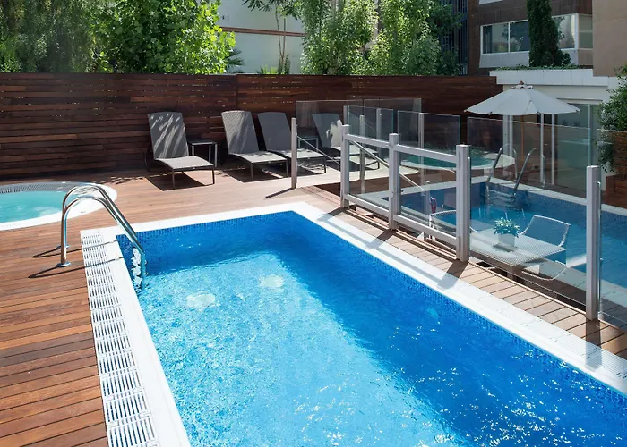 Hoteles con Jacuzzi Catalonia Mikado