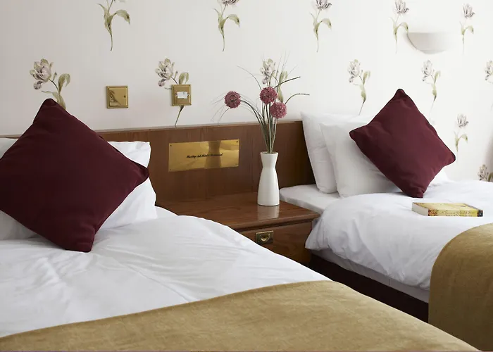 Family Hotel: Flackley Ash Country House Hotel