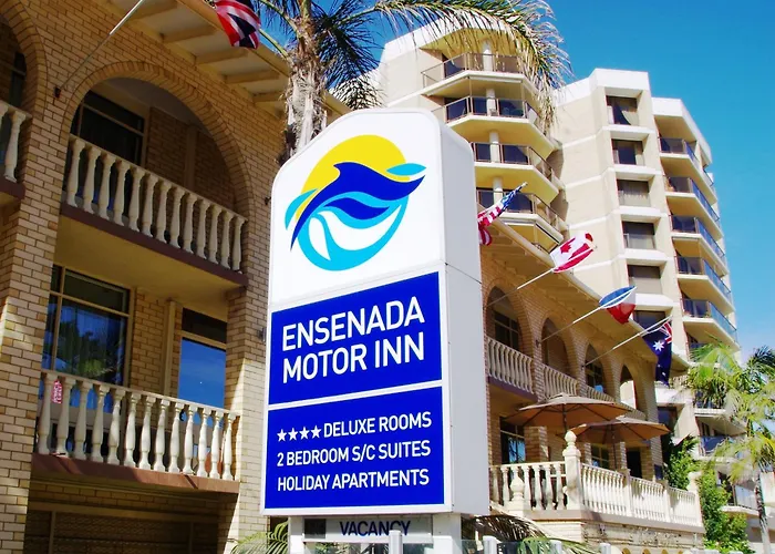 Ensenada Motor Inn And Suites