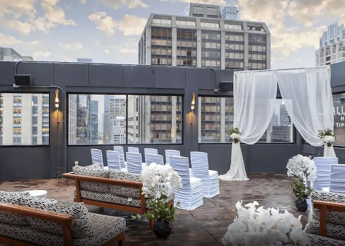 In Luxury hotels Chicago Collection Magnificent Mile