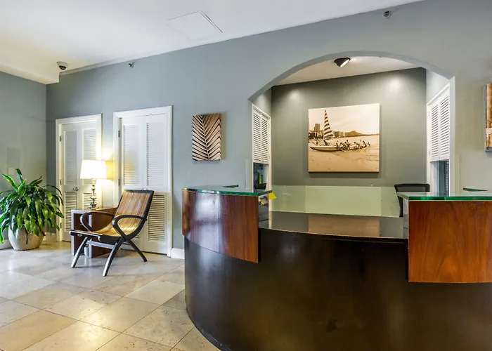 Regency On Beachwalk Waikiki By Outrigger