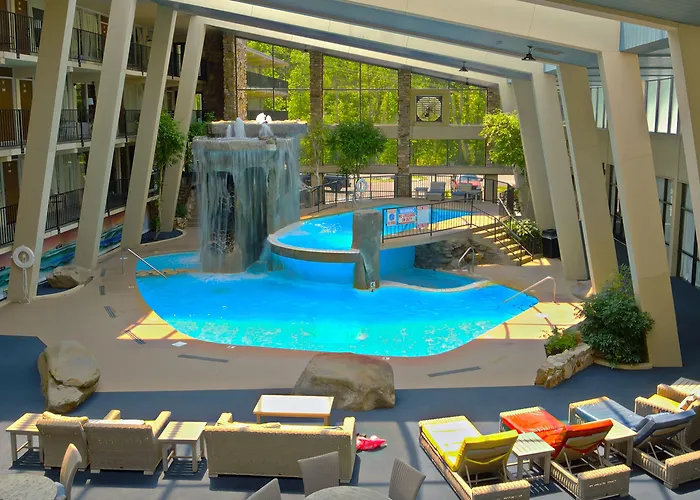Cheap hotels Glenstone Lodge