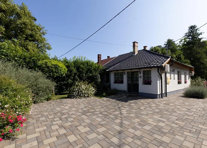 Morzsi Apartman