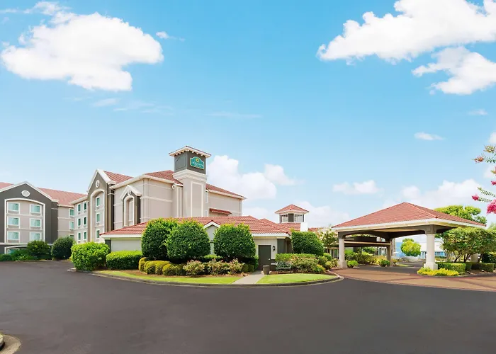 3 star hotel: La Quinta By Wyndham Myrtle Beach Broadway Area