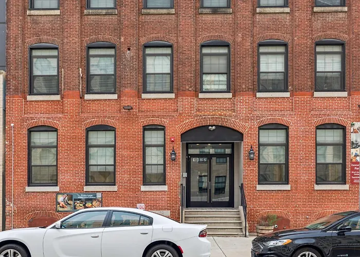 Stay At Luna On Callowhill