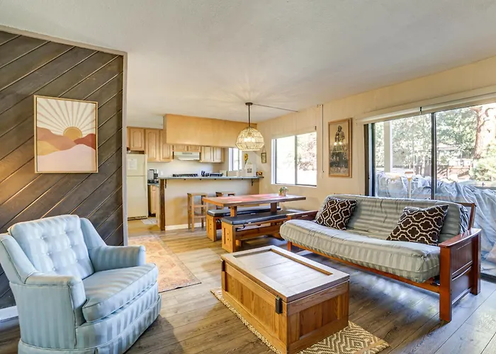 Cozy Mammoth Lakes Studio: 5 Mi To Ski Slopes