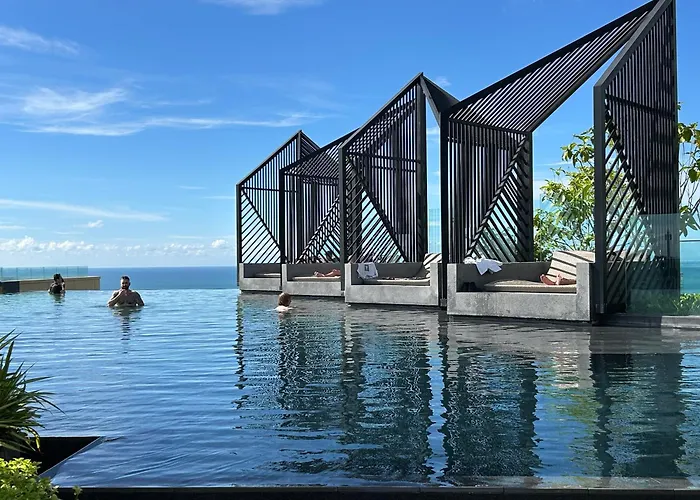 Edge Central Pattaya By Yoyo