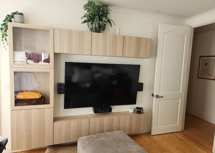 Hollywood Hills Hideout Apartment!