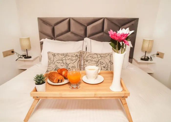 5 Min Drive From Train Station With Parking, Air Conditioning & Iptv