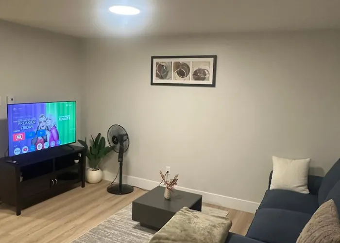 Tommy Place