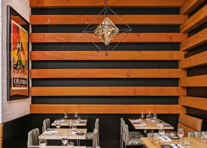 Airport Hotel: Moda Hotel