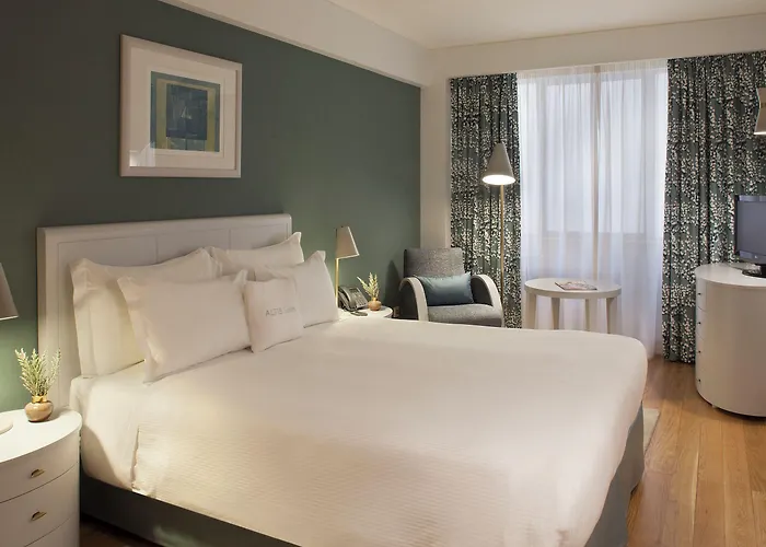 Pet Friendly hotel: Altis Suites Apartamentos Turisticos