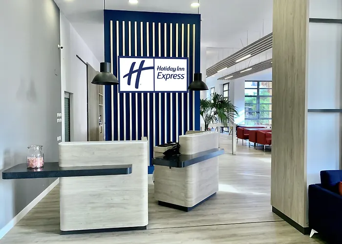 Golf hotel: Holiday Inn Express Ciudad De Las Ciencias By Ihg