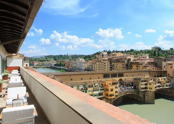 Portrait Firenze - Lungarno Collection
