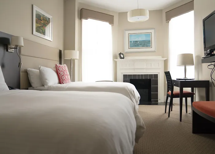  Newbury Guest House