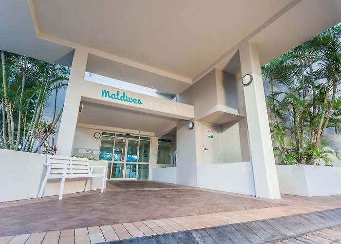Cheap hotels Maldives Resort Main Beach, Gold Coast