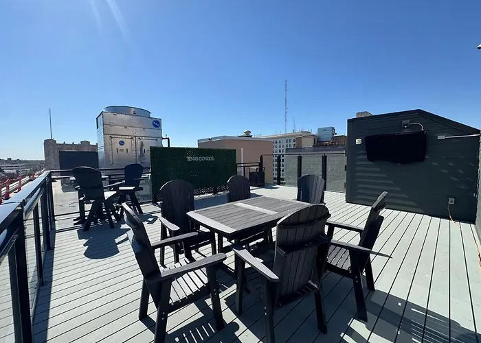 Husker Home Ten40 Is In The Heart Of Downtown Lincoln Where You Can Walk To Haymarket & Unl