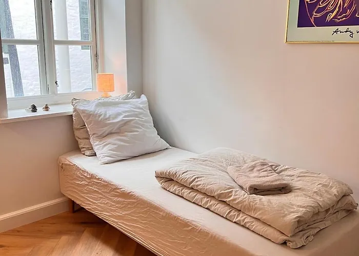 Central Odense Hideaway - Courtyard Apartment