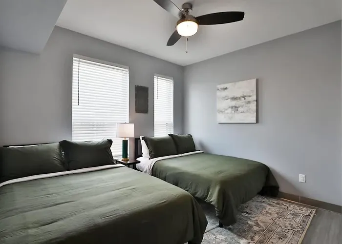 Home Away From Home Near Downtown