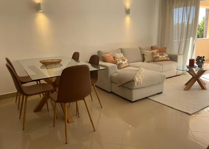 Vale De Lobo - Stylish Beach And Golf Retreat