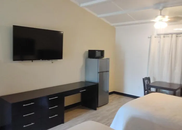 Royal Inn Motel
