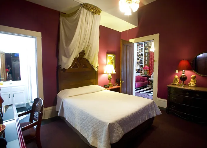 Guests house New Orleans Guest House