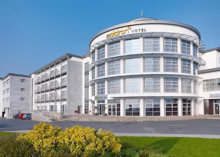 Cheap hotels Maldron & Leisure Centre Limerick
