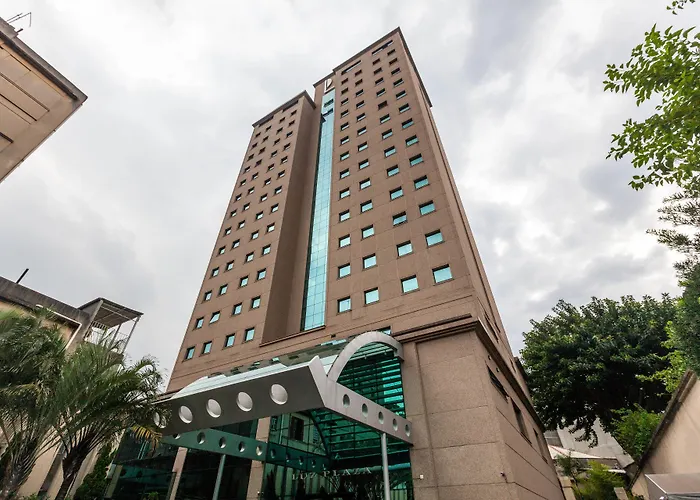 Luz Plaza