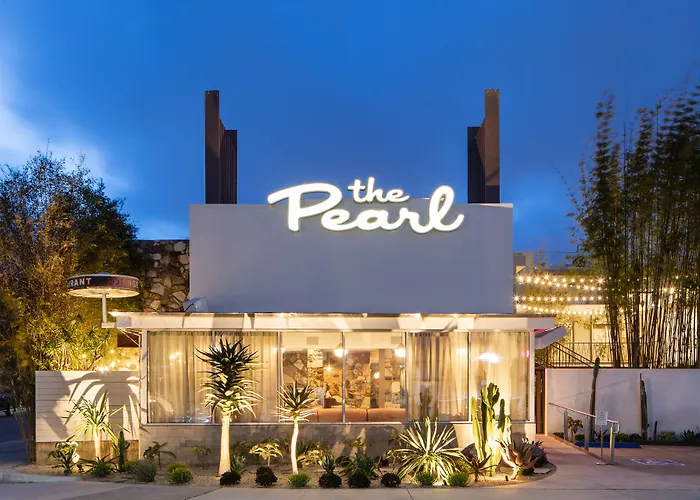 In Luxury hotels Pearl
