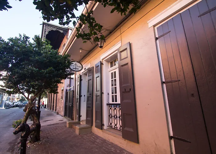 On Ursulines, A French Quarter Guest Houses Property