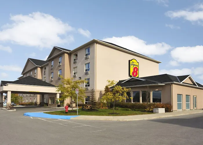 Design hotel Super 8 By Wyndham Barrie South