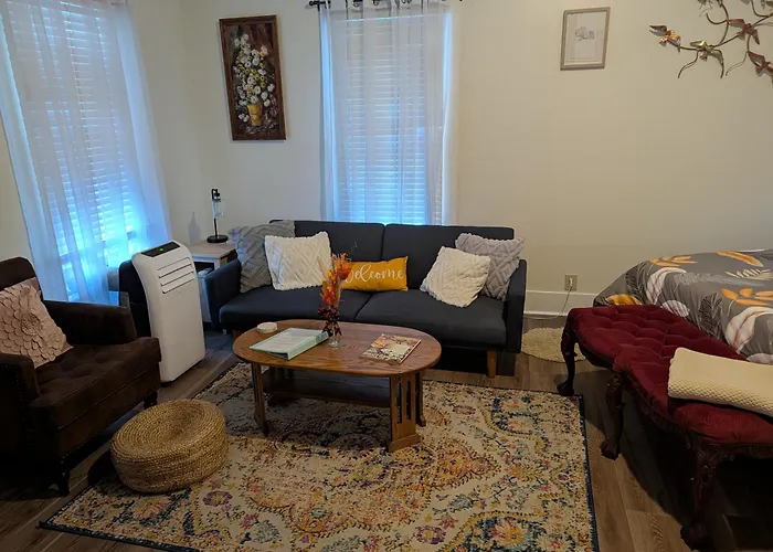 Cozy, Cute, Private Ozark Suite 5 Mins To Hospital