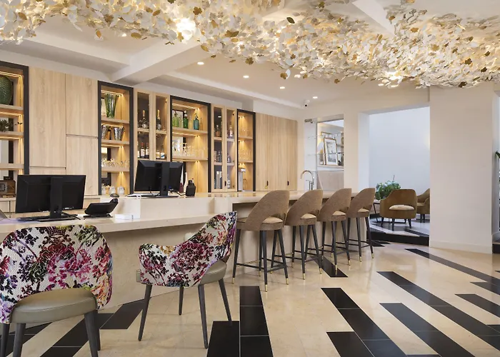 Hotel Des Champs-Elysees