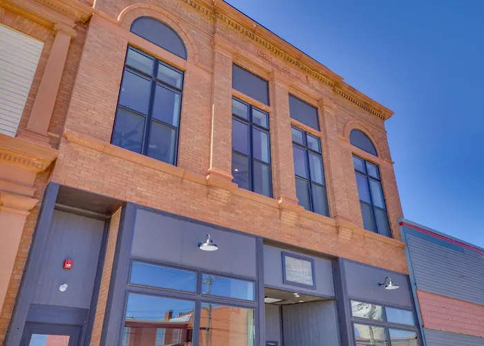 Loft-Style Downtown Cashton Studio: Dogs Welcome!