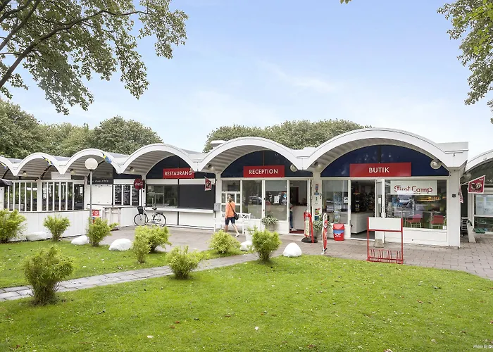 Ping Pong hotel: First Camp Sibbarp-Malmoe