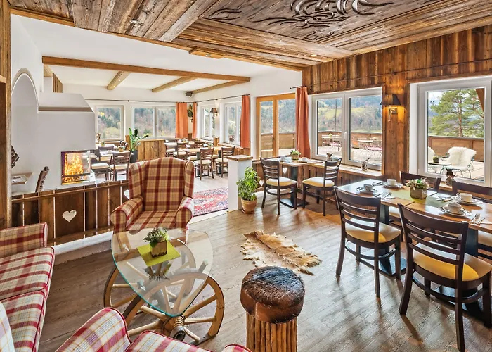 Zur Schoenen Aussicht Hotel Garni