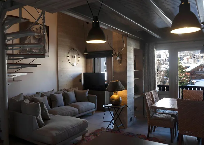 Résidence VAL VILLAGE, skis aux pieds, Duplex 3 chambres 75 m2 - by MONTBLANC LODGE